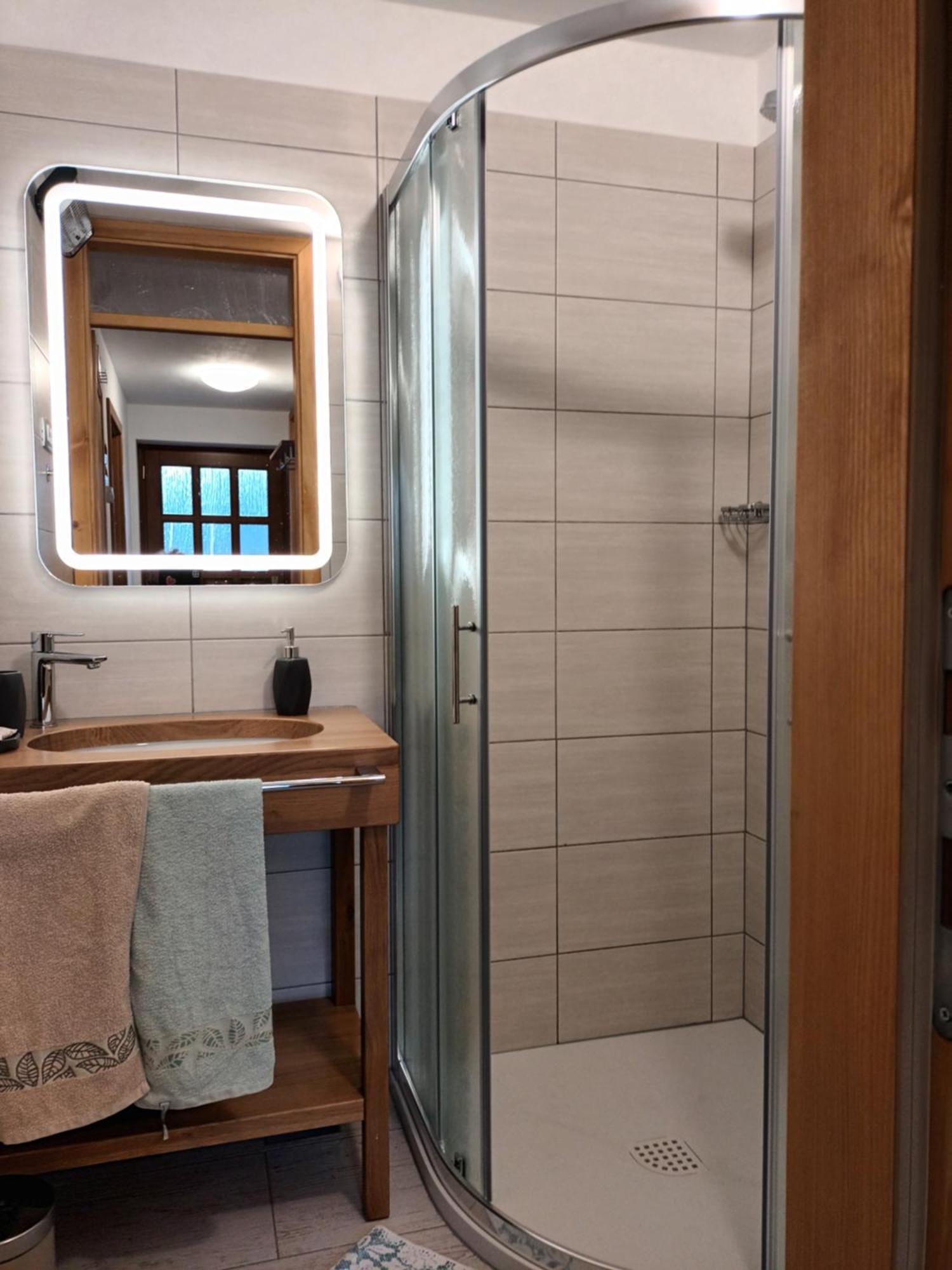 Apartma Ana Ida Srpenica Ngoại thất bức ảnh